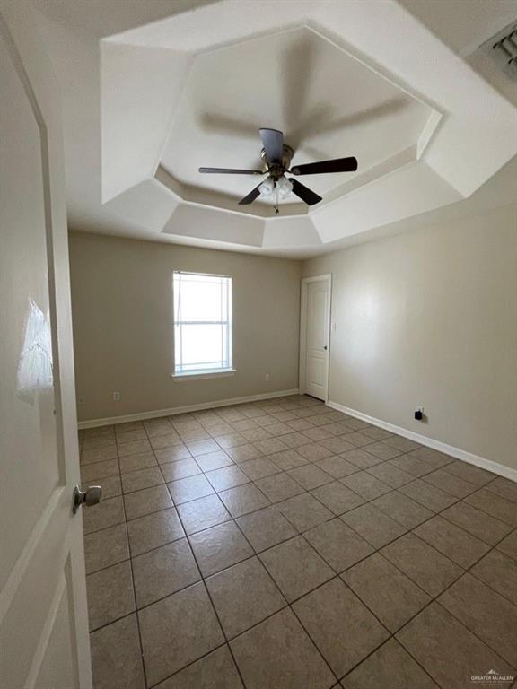 Photo 6 of 1205 Palm Drive #4