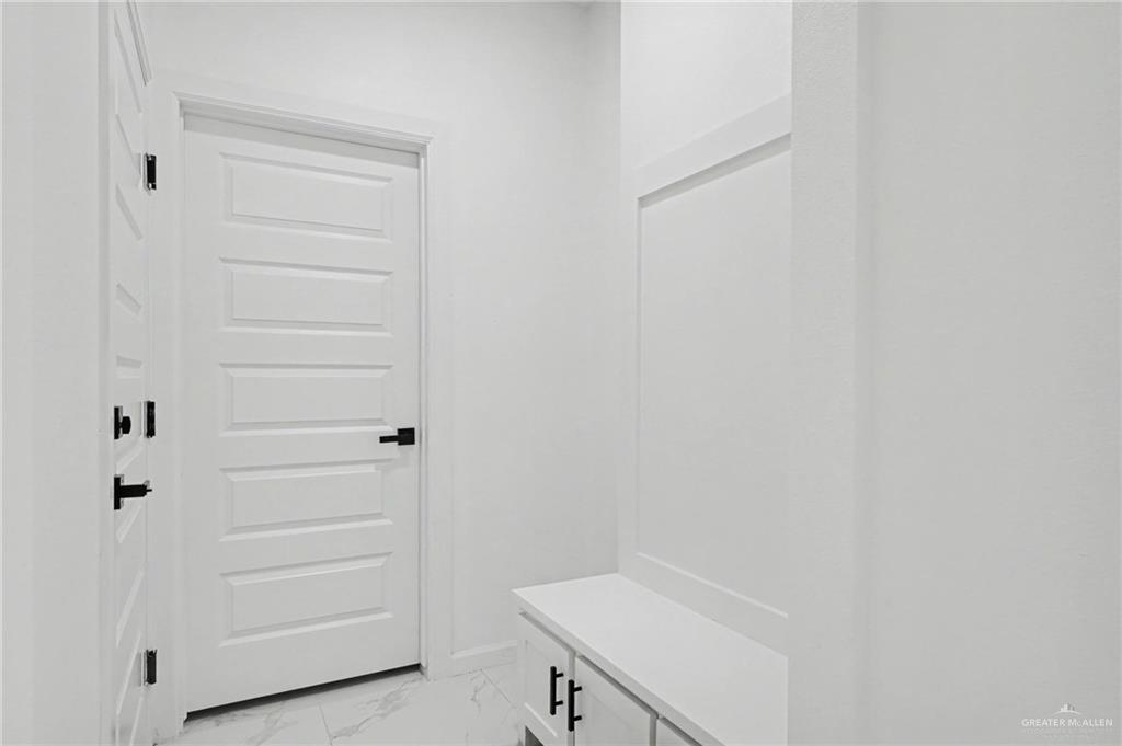 Photo 9 of 5805 Gira Del Sol Street