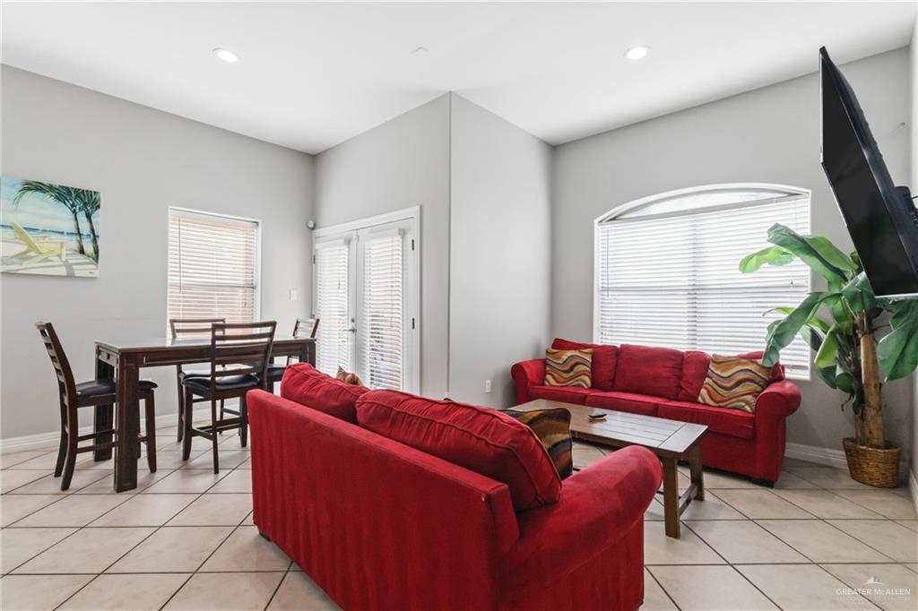 Photo 4 of 103 Gardenia Street #8