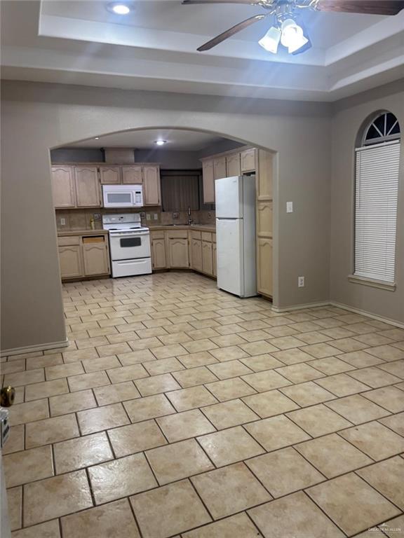 Photo 10 of 1716 Agua Fina Avenue