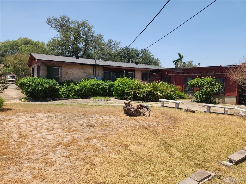 Photo 3 of 2612 7 1/2 Street