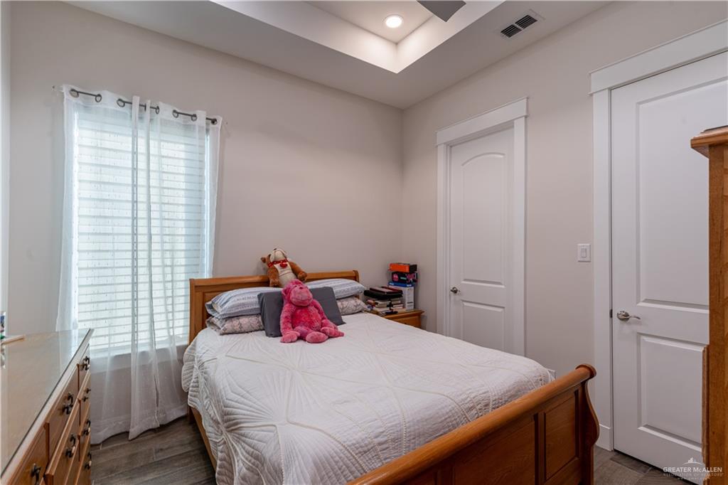 Photo 14 of 321 Cornell Avenue