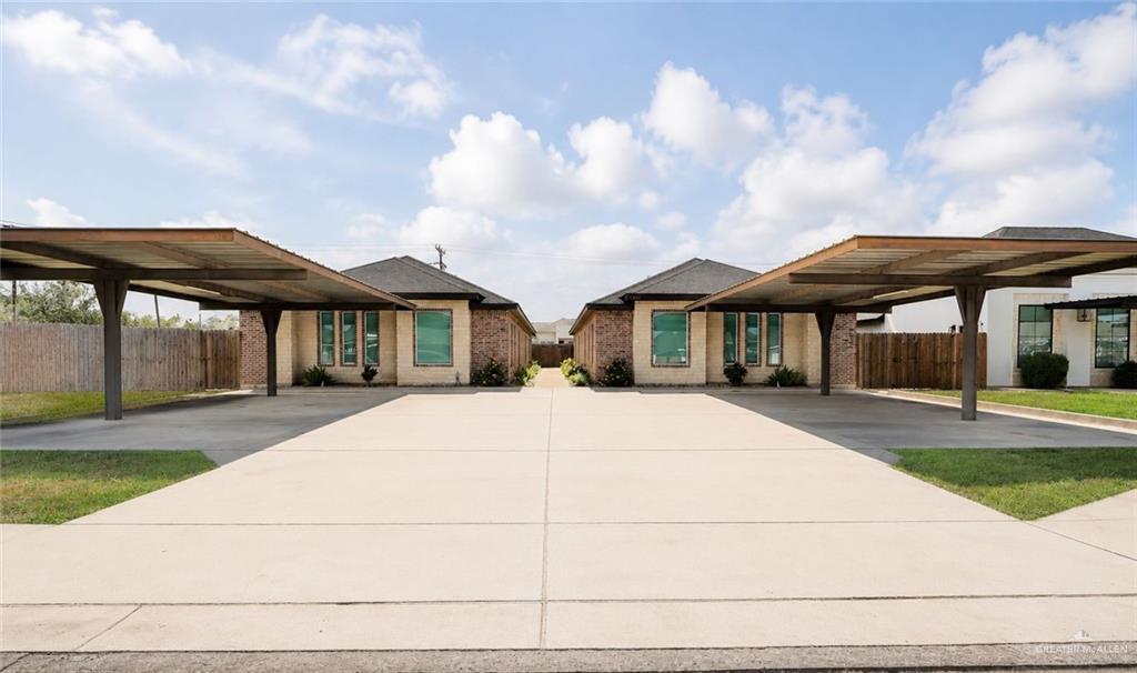 Photo 1 of 1417 Xanthia Street #Apt #4, Alton