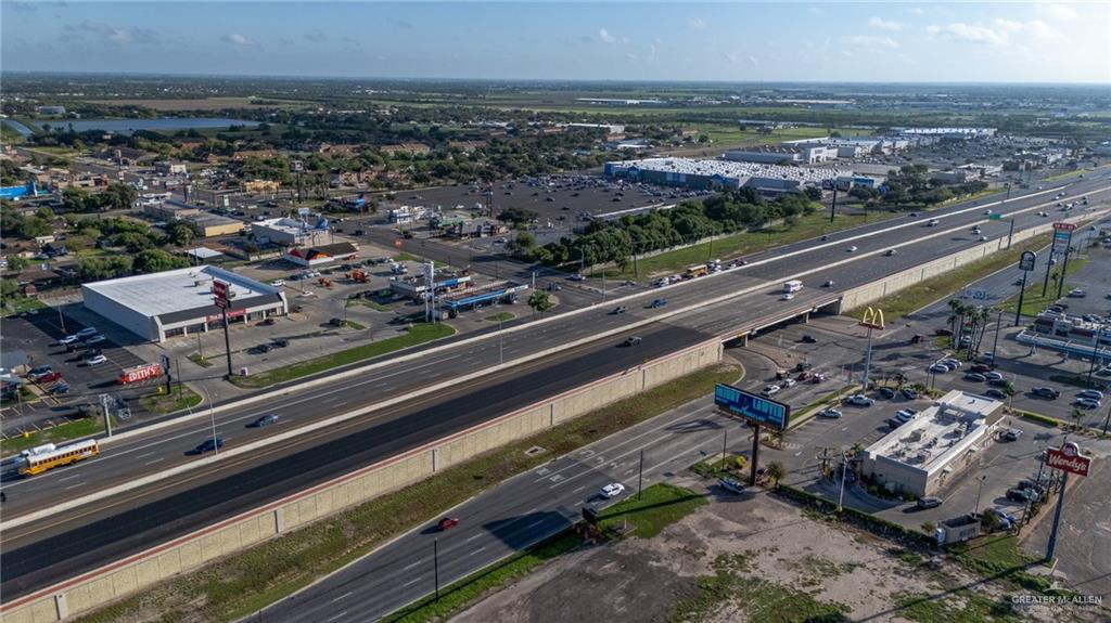 Photo 4 of 1501 Texas Boulevard