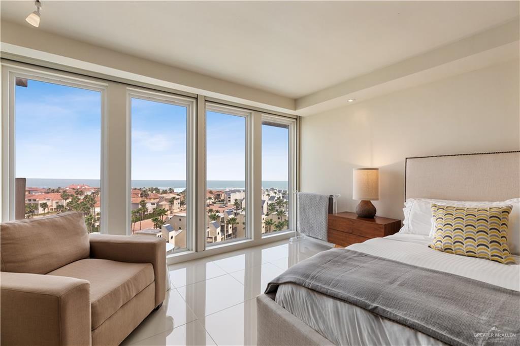 Photo 6 of 6300 Padre Boulevard #901