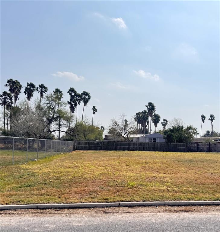 Photo 5 of 10912 Cantu Drive
