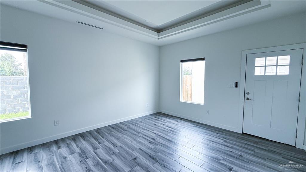 Photo 6 of 1201 Iris Avenue #3