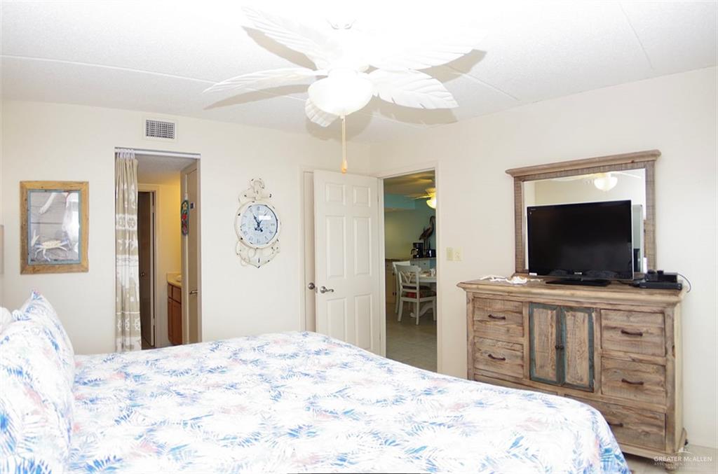 Photo 20 of 3400 Gulf Boulevard #402