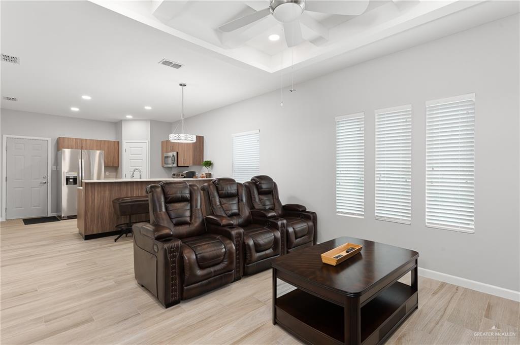 Photo 3 of 401 Peabody Avenue #1