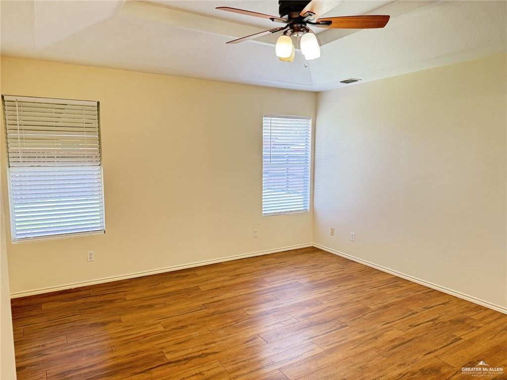 Photo 6 of 3206 San Mateo Parkway