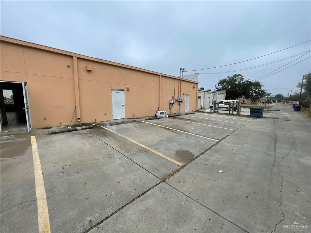 Photo 23 of 113 Pecan Boulevard #A