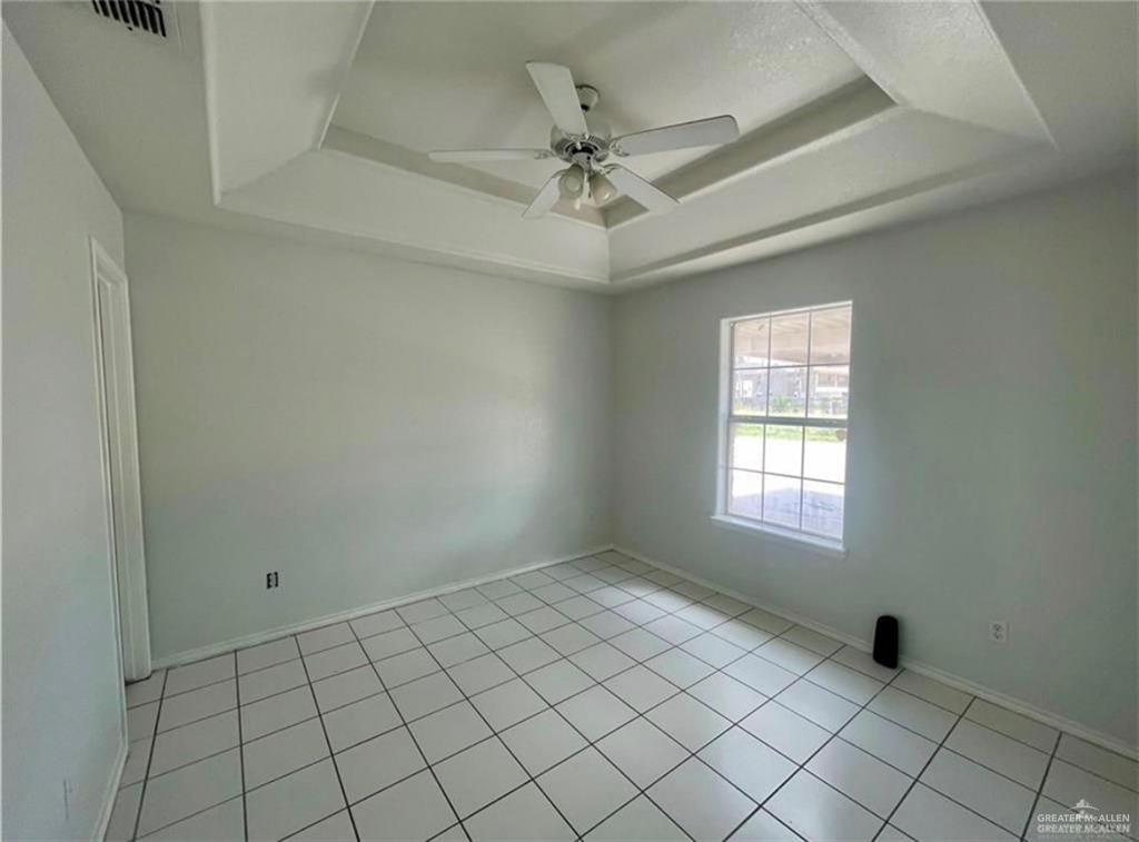 Photo 8 of 2302 Kimberly Lane #1