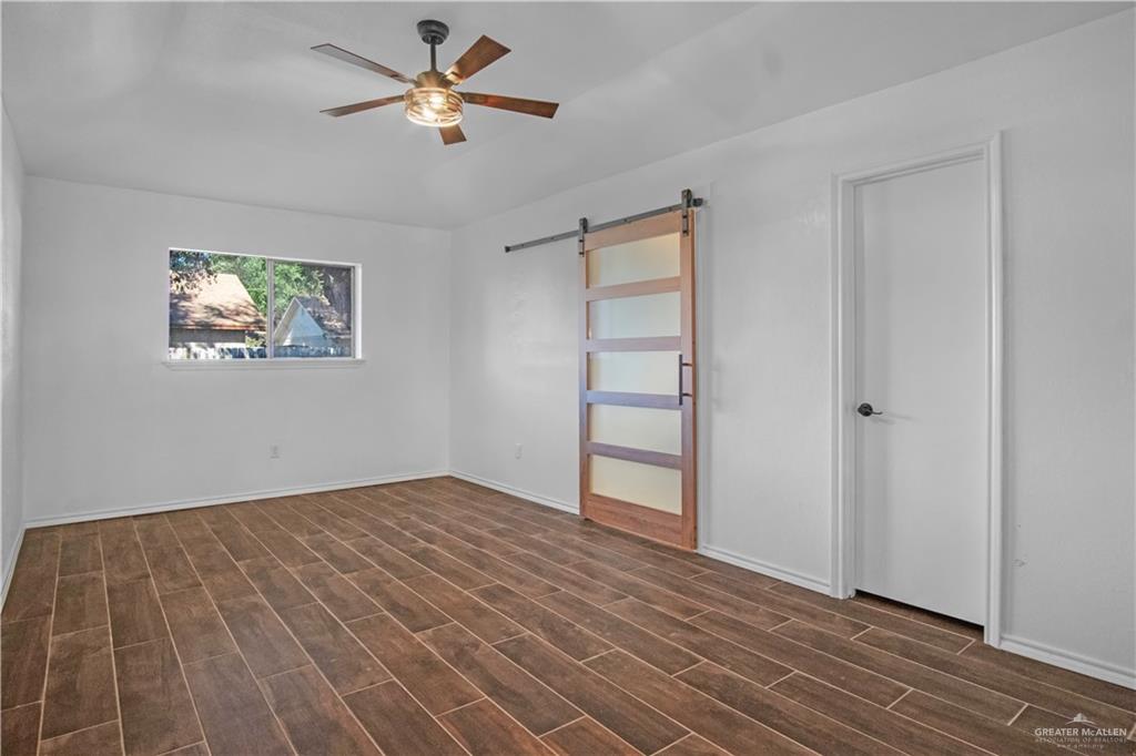 Photo 10 of 500 Kerria Avenue