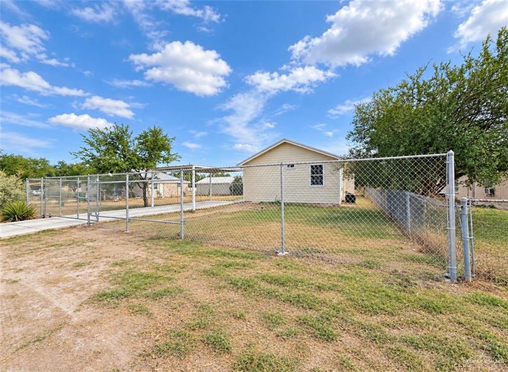 Photo 2 of 709 De Soto Avenue