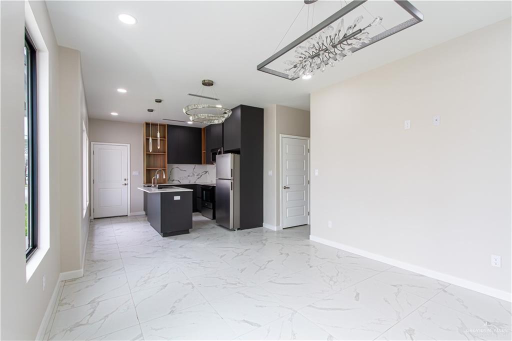 Photo 3 of 4218 Hummingbird Avenue #68A