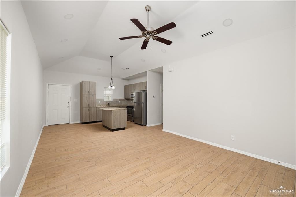 Photo 2 of 2708 Eisenhower Avenue #2
