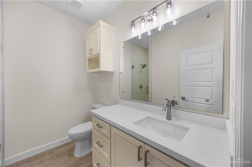 Photo 13 of 3701 Diamondhead Street