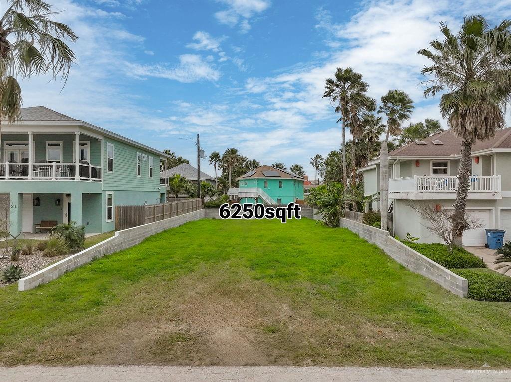 Photo 2 of 216 Oleander Street
