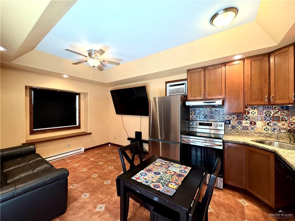 Photo 4 of 3801 Mallard Drive