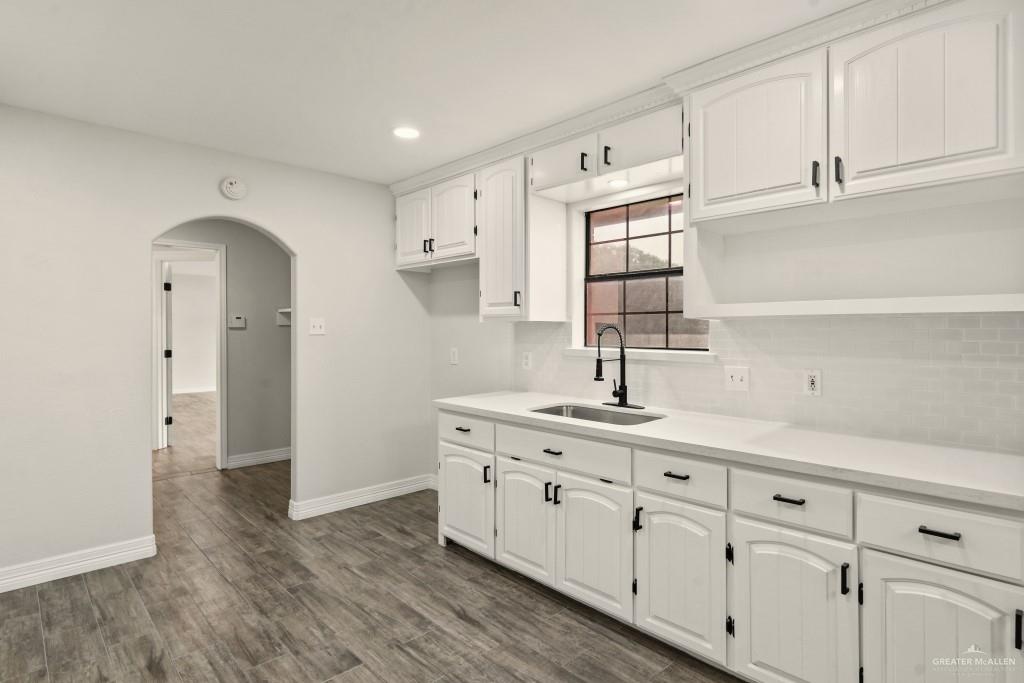 Photo 6 of 413 Los Cerritos Circle