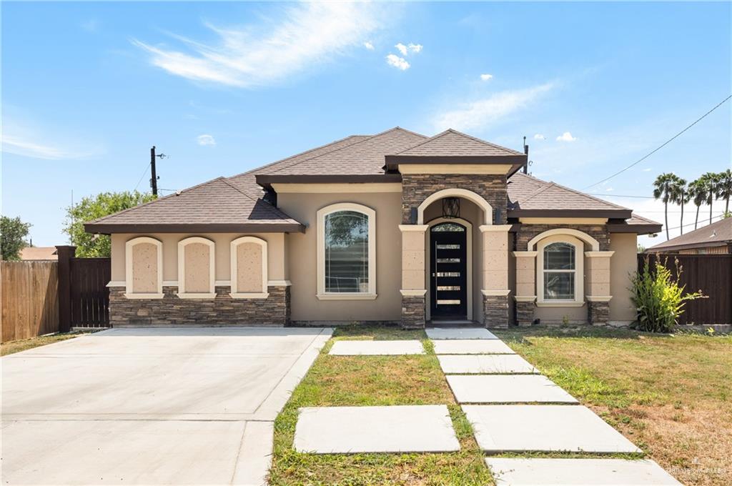 Photo 1 of 502 Casiano Street, Donna