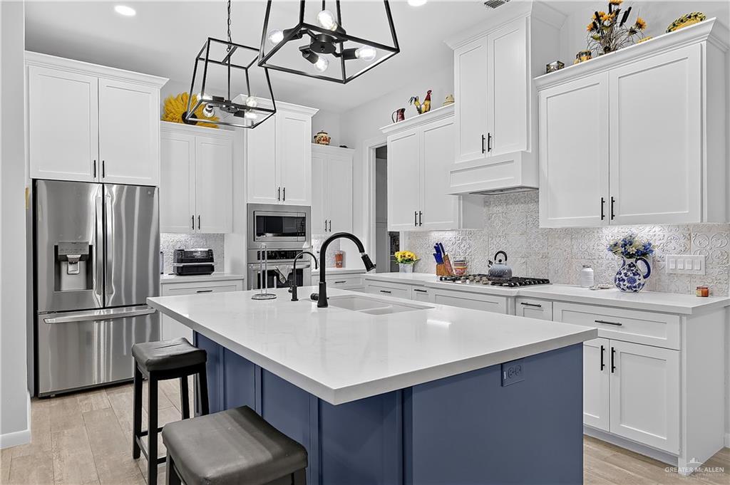 Photo 4 of 8820 27th Street
