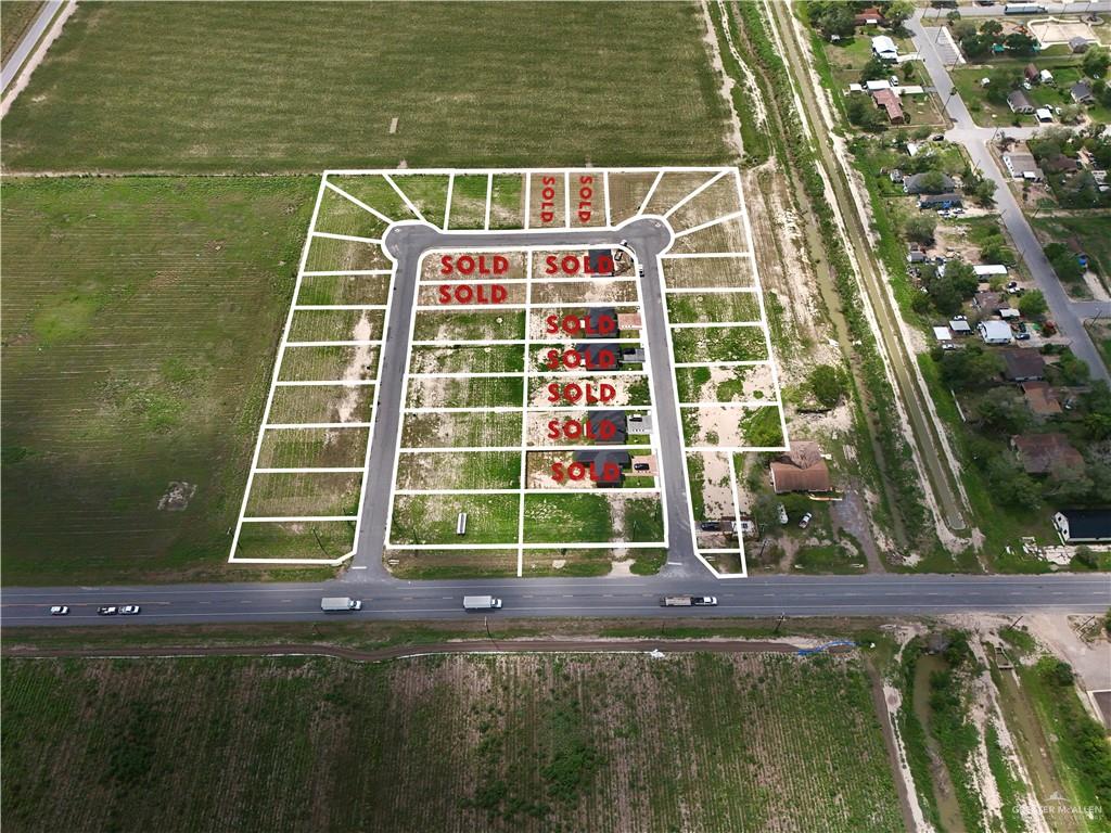 Photo 3 of 118 Lenon Avenue