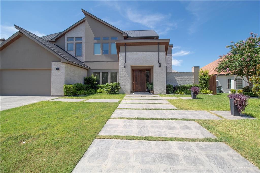 Photo 2 of 1618 Stonegate Drive
