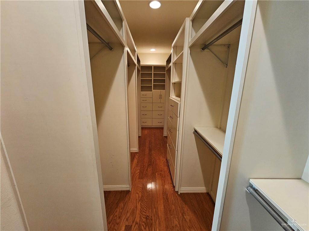 Photo 24 of 1225 Peking Street
