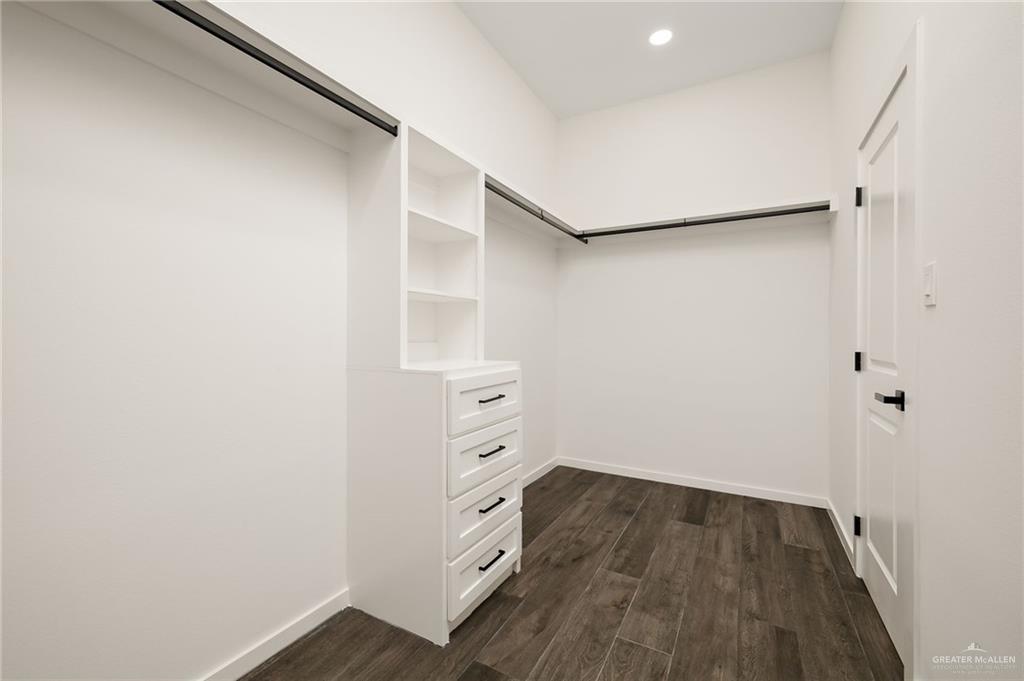 Photo 8 of 2910 Arboledas Drive