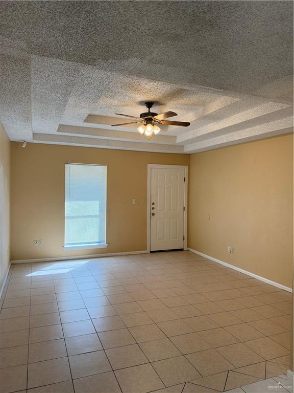 Photo 5 of 1407 Carmen Avenue
