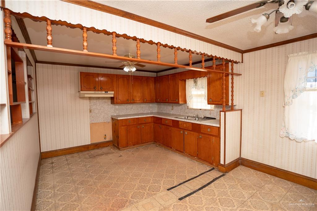 Photo 10 of 501 Park Avenue