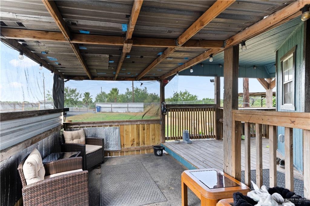 Photo 4 of 1701 Montezuma Drive