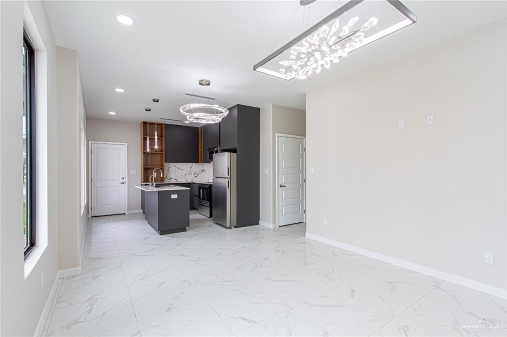 Photo 2 of 4212 Hummingbird Avenue #72