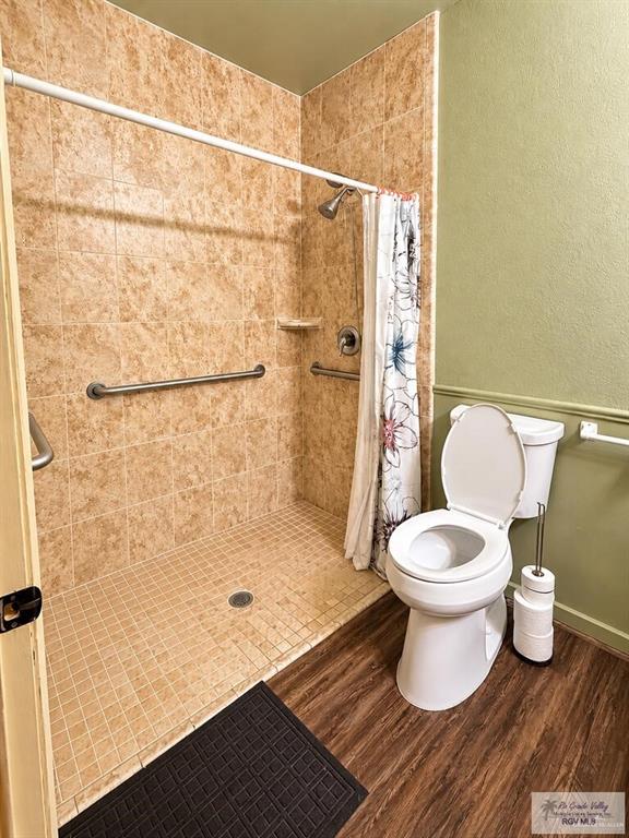 Photo 8 of 220 Chelo Drive