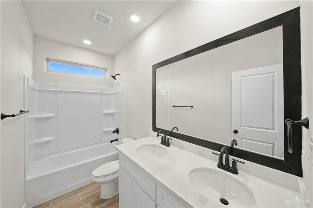Photo 7 of 5009 Nerine Avenue