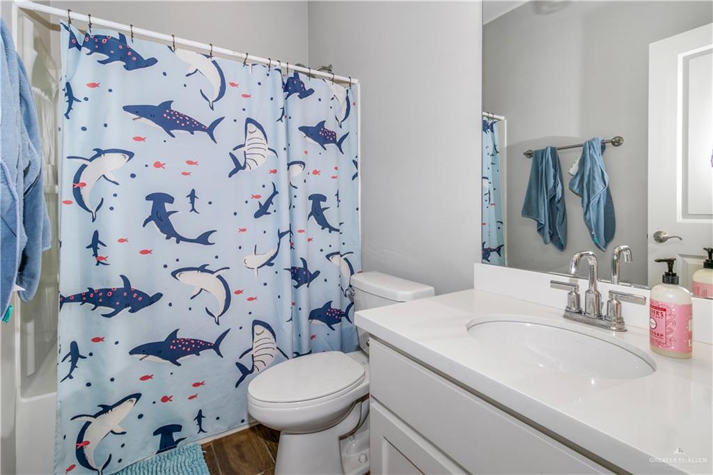 Photo 11 of 403 Templo Dorado Street