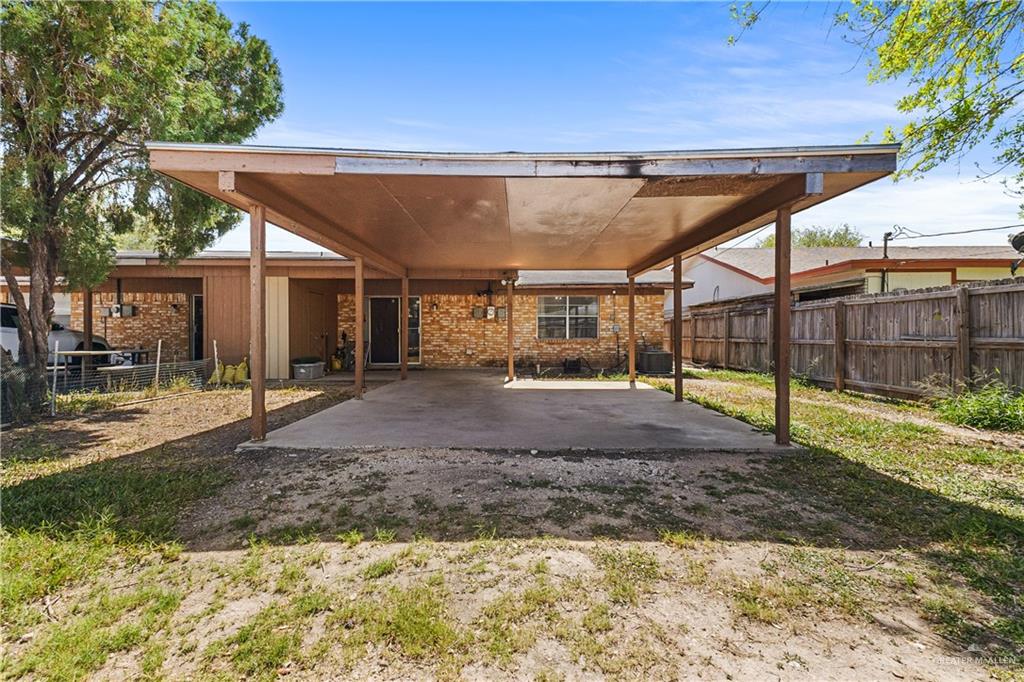 Photo 5 of 513 Upas Avenue