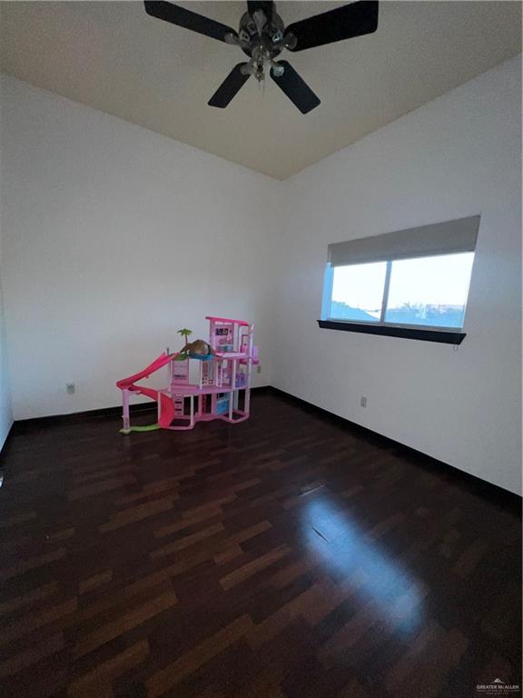 Photo 13 of 4217 Colbath Avenue #250b