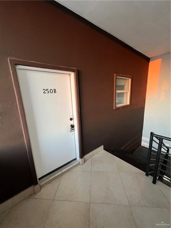Photo 2 of 4217 Colbath Avenue #250b