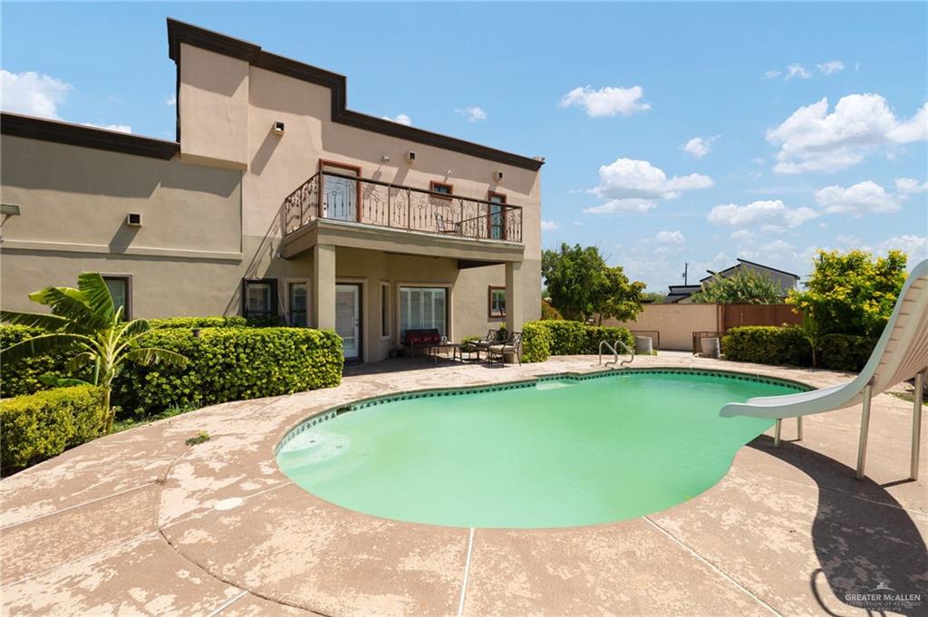 Photo 19 of 682 Alto Bonito Street
