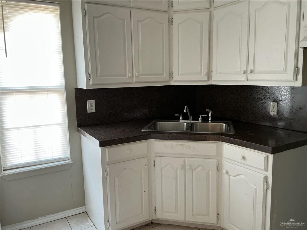 Photo 12 of 210 Stubbs Street