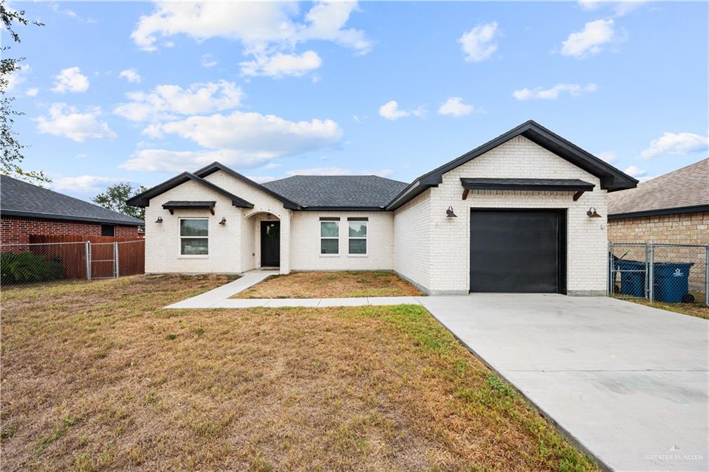 Photo 1 of 806 Reynolds Road, Rio Hondo