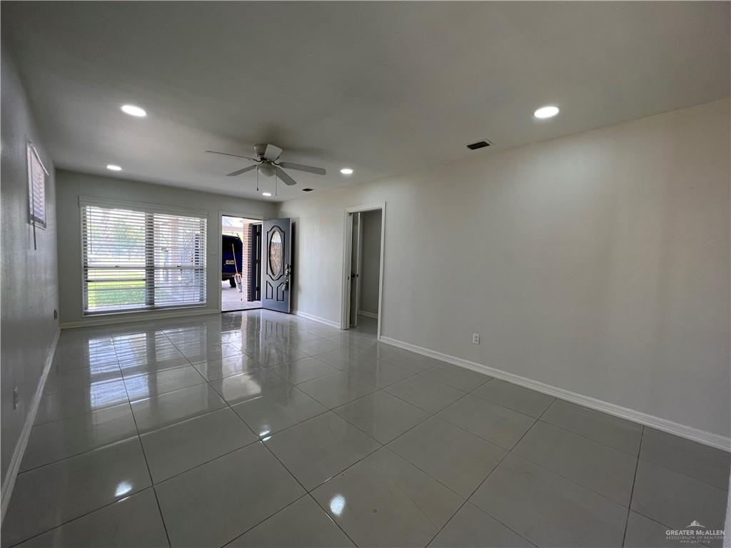 Photo 7 of 415 17th Street