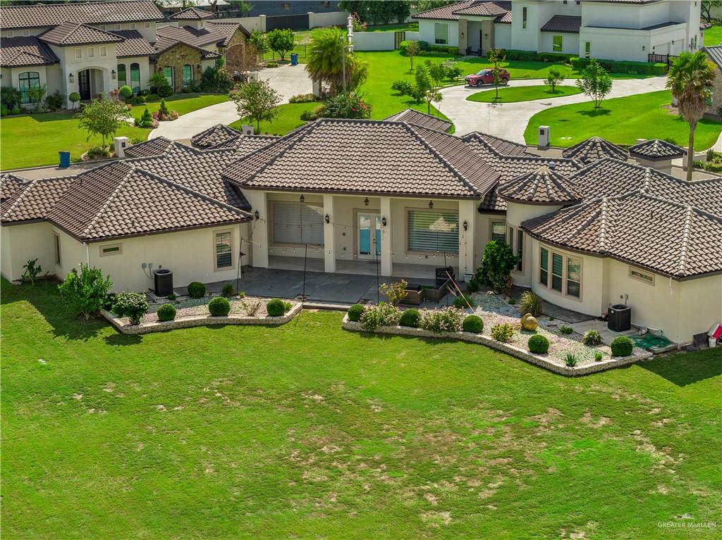 Photo 7 of 4023 Coconut Palm Drive