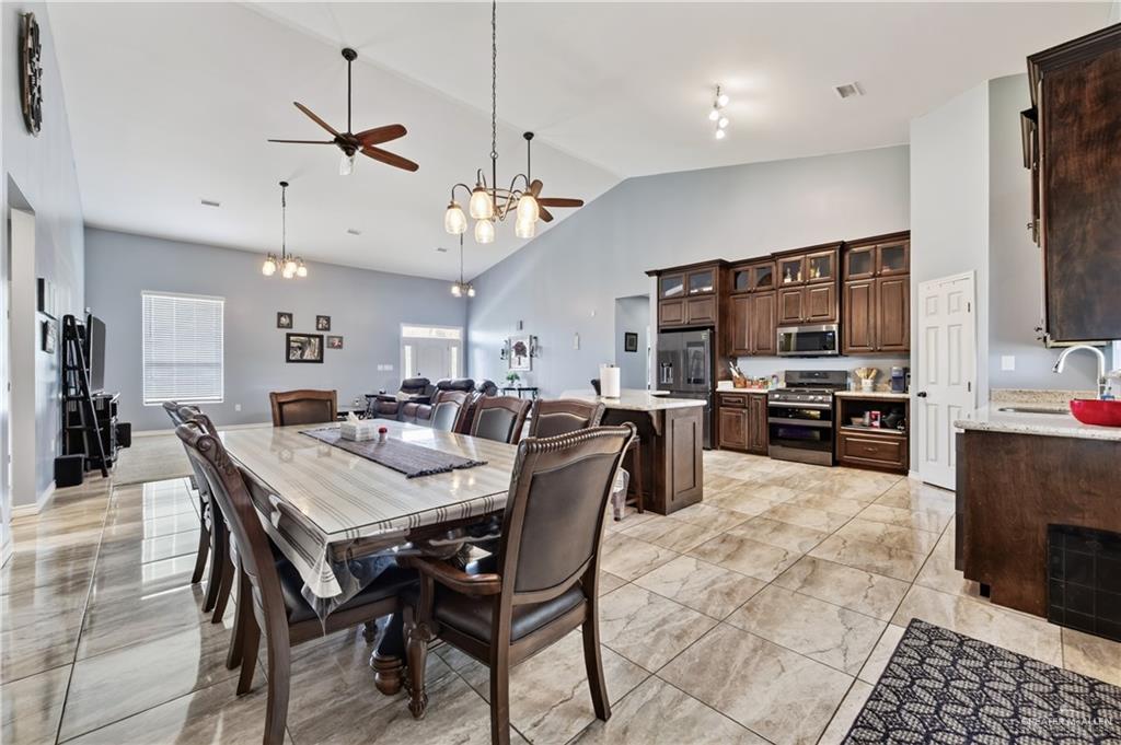 Photo 7 of 23622 Oak Knoll Drive