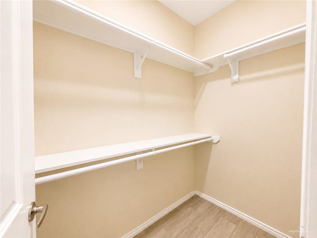Photo 8 of 5106 Hiawatha Drive #4