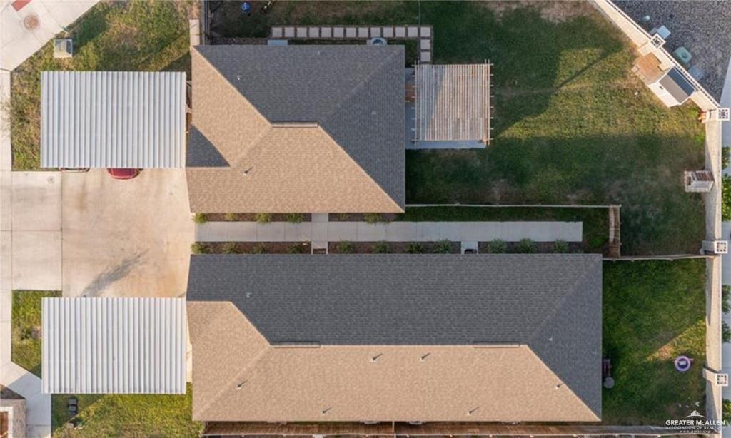 Photo 9 of 2218 Hester Street #2