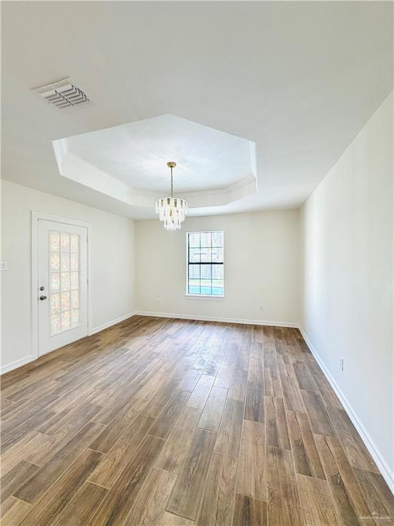 Photo 4 of 1309 Heron Avenue