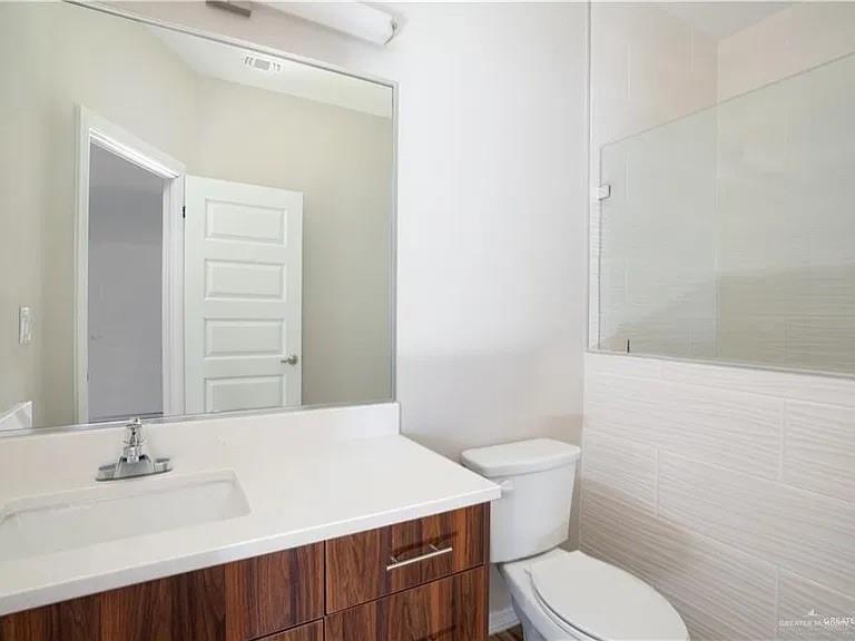 Photo 9 of 4209 La Vista Avenue #4